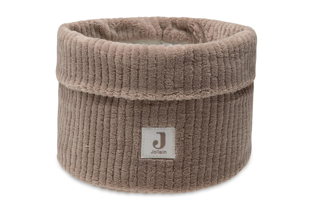 Knitted basket beige