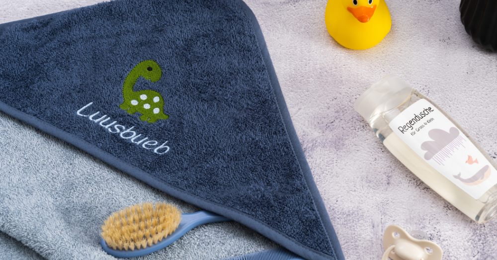 Personalisiertes Kapuzenbadetuch für Kinder mit Namen als Geschenk
