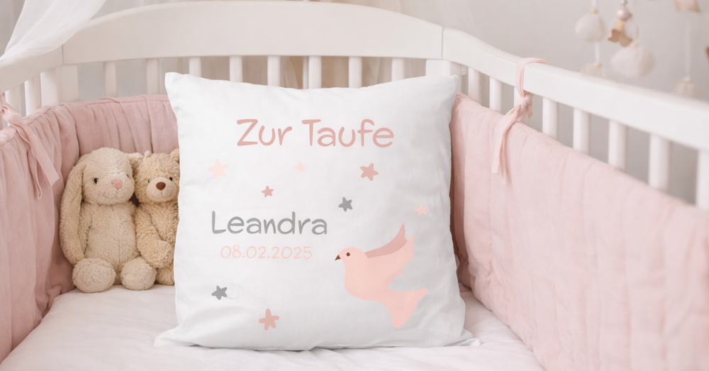 Personalisiertes Taufkissen mit Namen und christlichem Motiv
