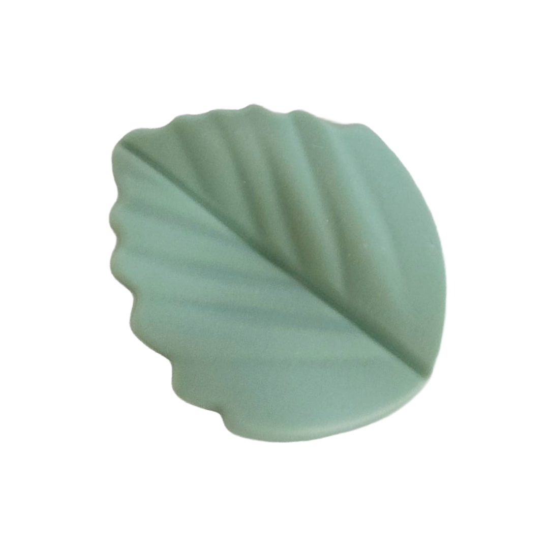 Silicone leaf motif